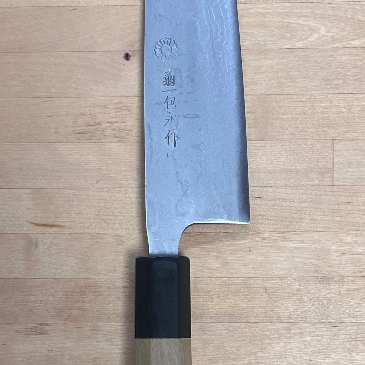 Kikuichi SW Series Carbon Damascus Santoku (SW17)